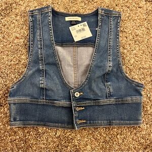NWT American Eagle Denim Button Up Mini Vest Crop Top